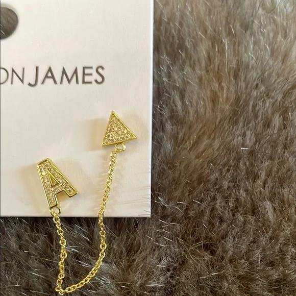 Uncommon James Gold Chain Earrings - Picture 3 of 3